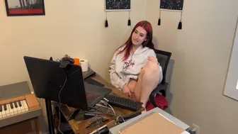 Tiny Dick Fantasy Comes True for Naughty SPH Porn Lover
